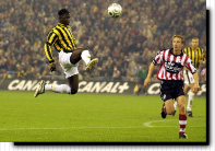 Mahamadou Diarra neemt stijlvol aan